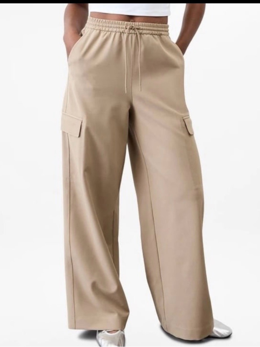 Athleta Promemade Cargo pants NWT KHAKI wide leg high waist $129 runs big!
